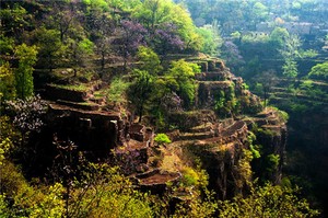 老話說：六壬有真傳，奇門無真書,為什么奇門無真書呢？