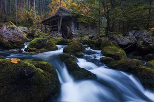 《子夏易傳》及《漢書易解》奇門之法，前人謂久已失傳